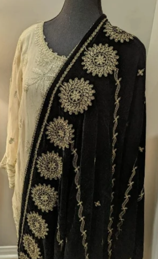 Black and Yellow Gold Velvet Shawl