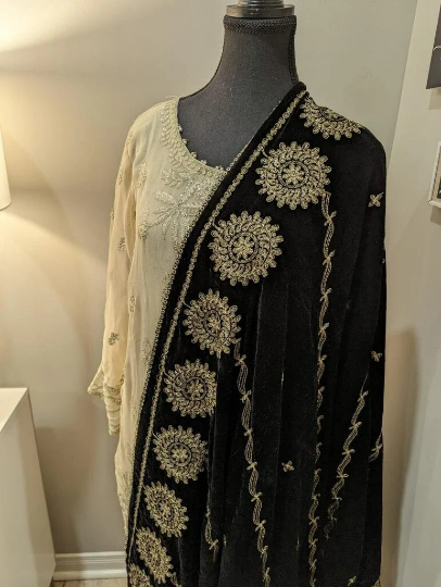 Black and Yellow Gold Velvet Shawl