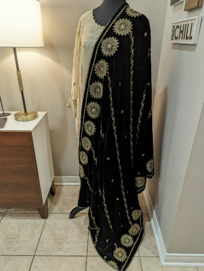 Black and Yellow Gold Velvet Shawl